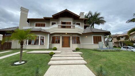 Casa para alquilar en Florianopolis - Jurerê Internacional