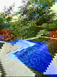 HERMOSA CASA 4 SUITES, COND. CERRADO. PIE SOBRE LA ARENA. WiFi, GARAJE 3 VG.