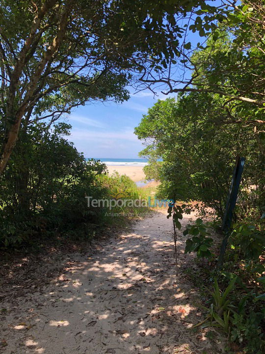 Casa para aluguel de temporada em Bertioga (Praia de Guaratuba)