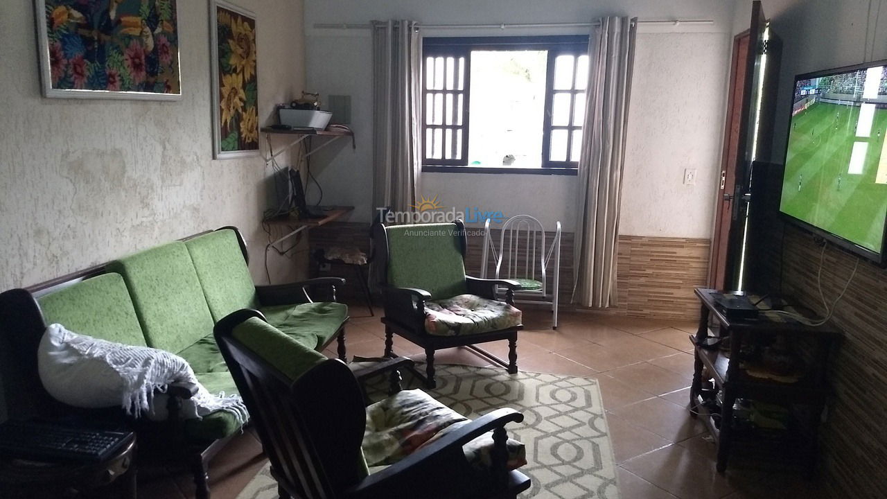 Casa para aluguel de temporada em São Sebastião (Canto do Mar)