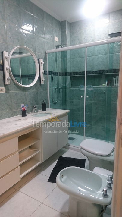 Apartment for vacation rental in Guarujá (Pitangueiras)