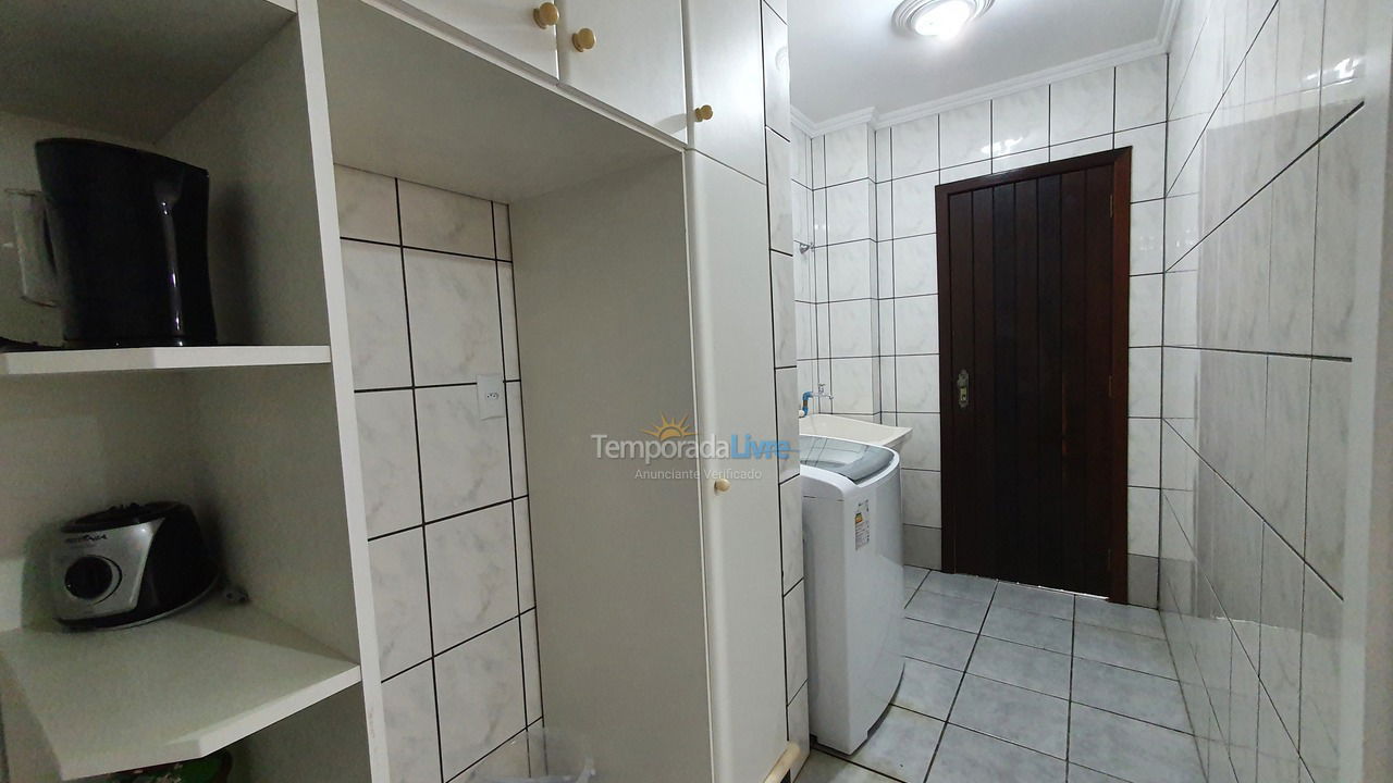 Apartment for vacation rental in Bombinhas (Praia de Bombinhas)