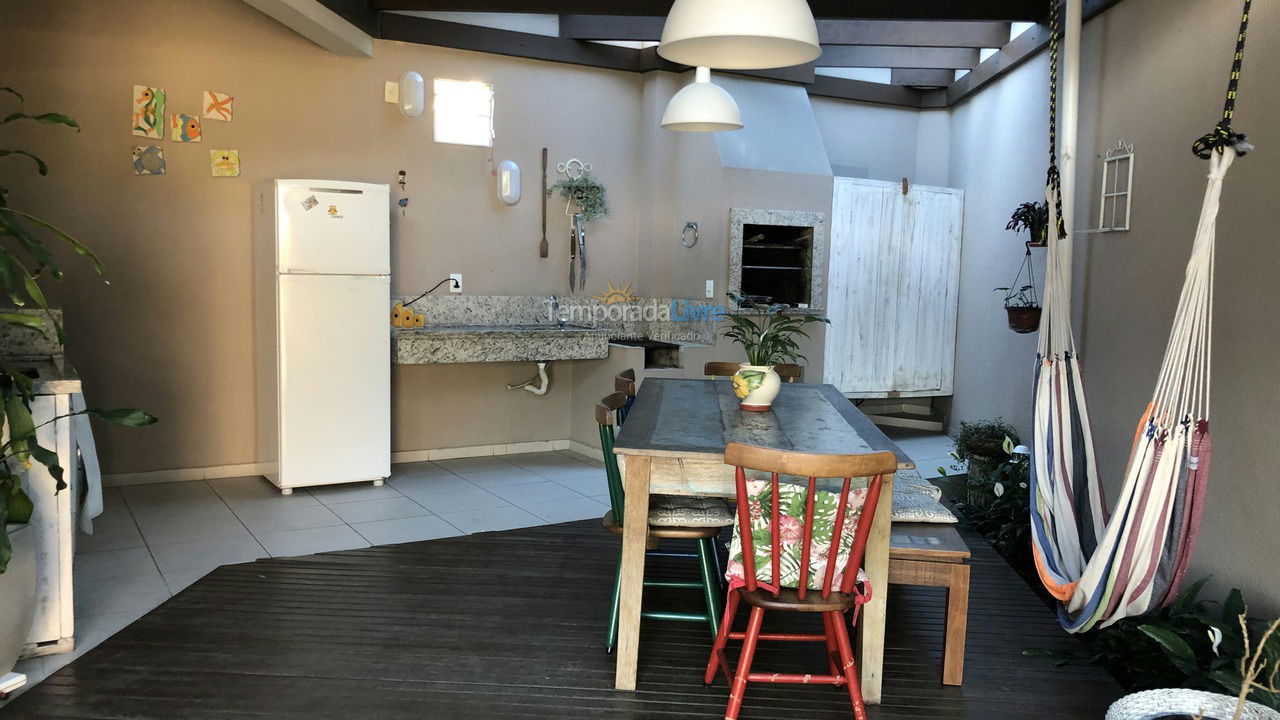Casa para alquiler de vacaciones em Porto Belo (Centro)
