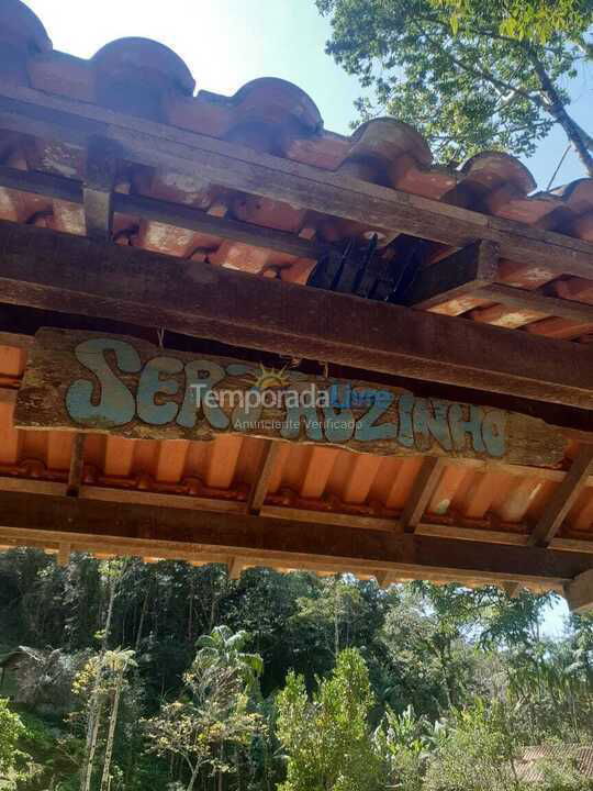 Granja para alquiler de vacaciones em Nova Friburgo (Rio Bonito de Lumiar)