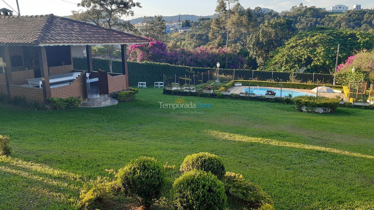 Granja para alquiler de vacaciones em Nazaré Paulista (Vicente Nunes)