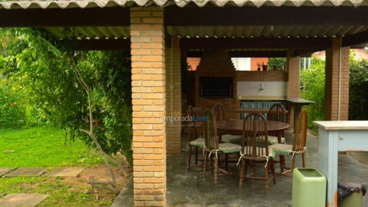 Casa para aluguel de temporada em Ubatuba (Praia do Sape)