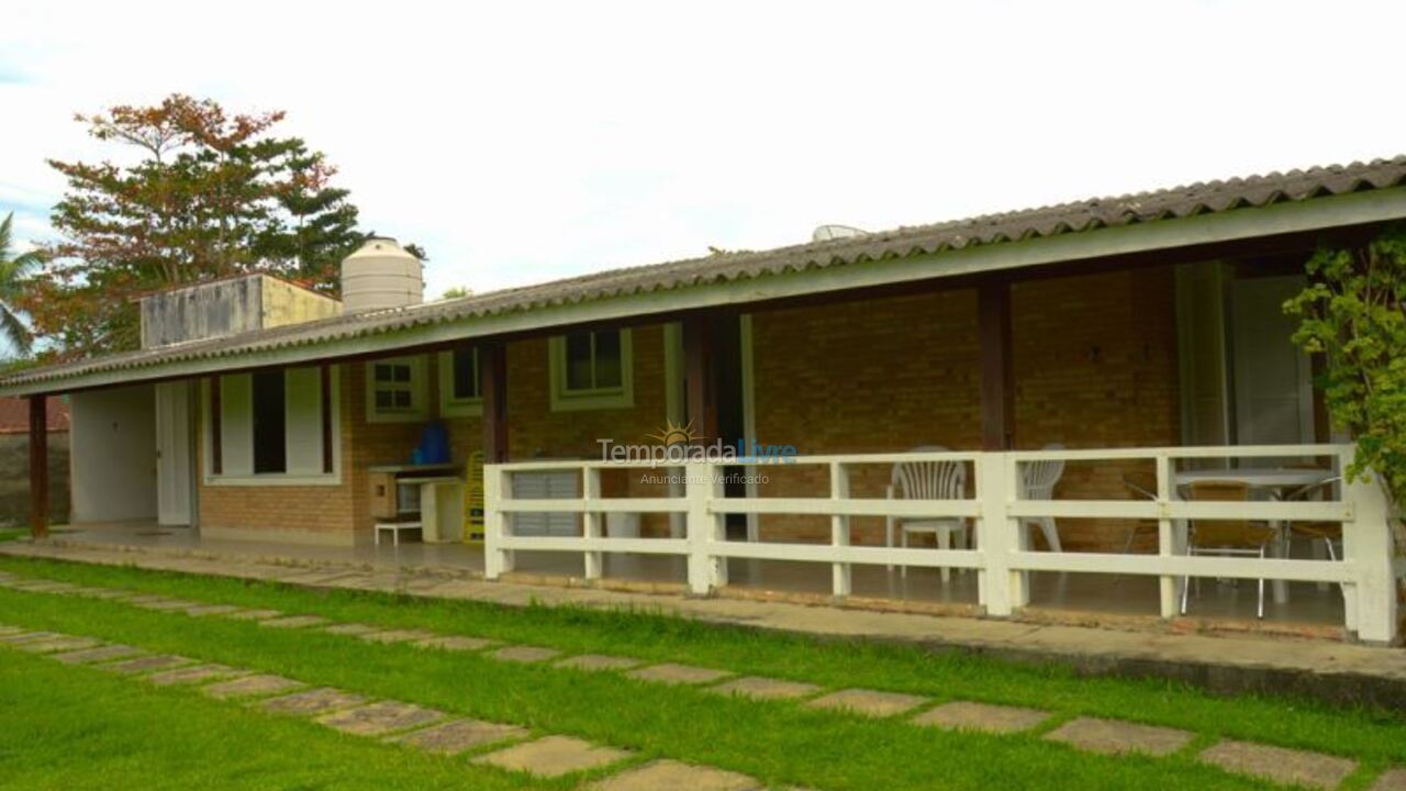 Casa para aluguel de temporada em Ubatuba (Praia do Sape)