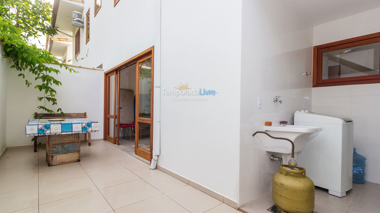 Casa para aluguel de temporada em Paraty (Caborê)