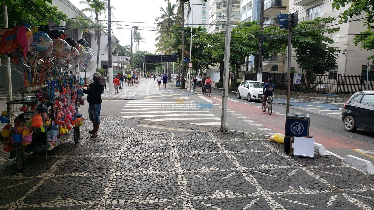 Apartamento para aluguel de temporada em Guarujá (Pitangueiras)