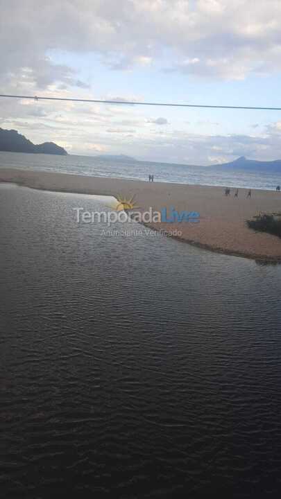 Apartamento para aluguel de temporada em Caraguatatuba (Recanto Verde Mar)