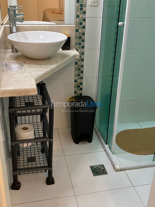 Apartamento para aluguel de temporada em Guarujá (Pitangueiras)