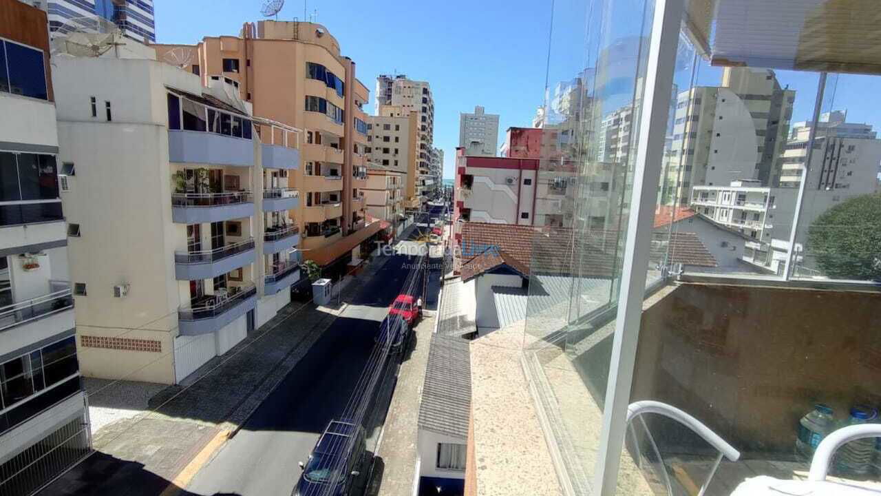 Apartamento para aluguel de temporada em Itapema (Meia Praia)