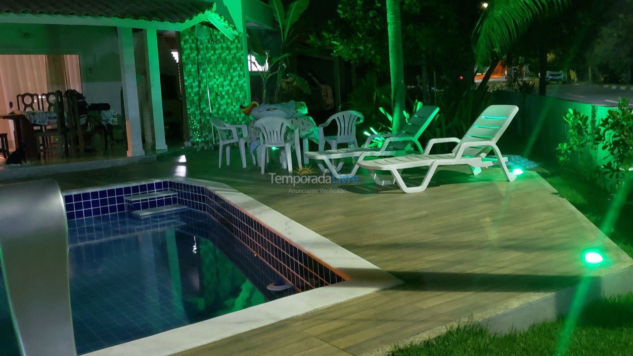 Casa para aluguel de temporada em Camaçari (Praia de Guarajuba)