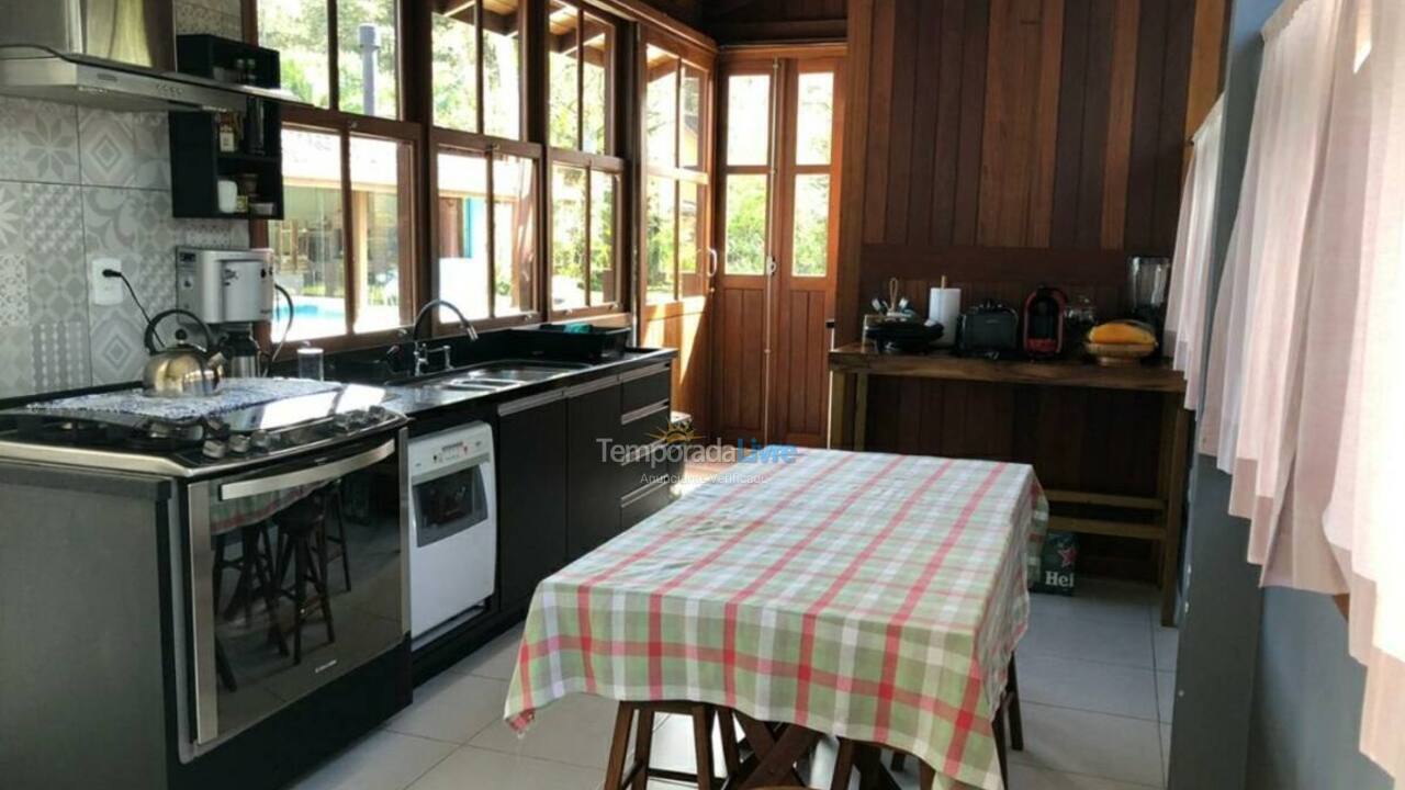 Casa para aluguel de temporada em Florianópolis (Barra da Lagoa)