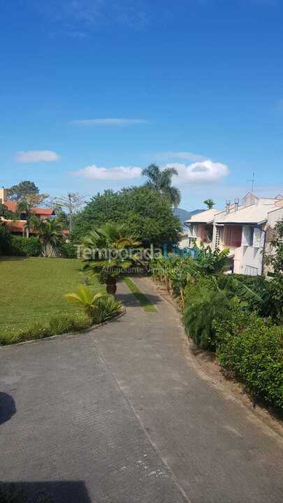 Casa para aluguel de temporada em Florianópolis (Barra da Lagoa)