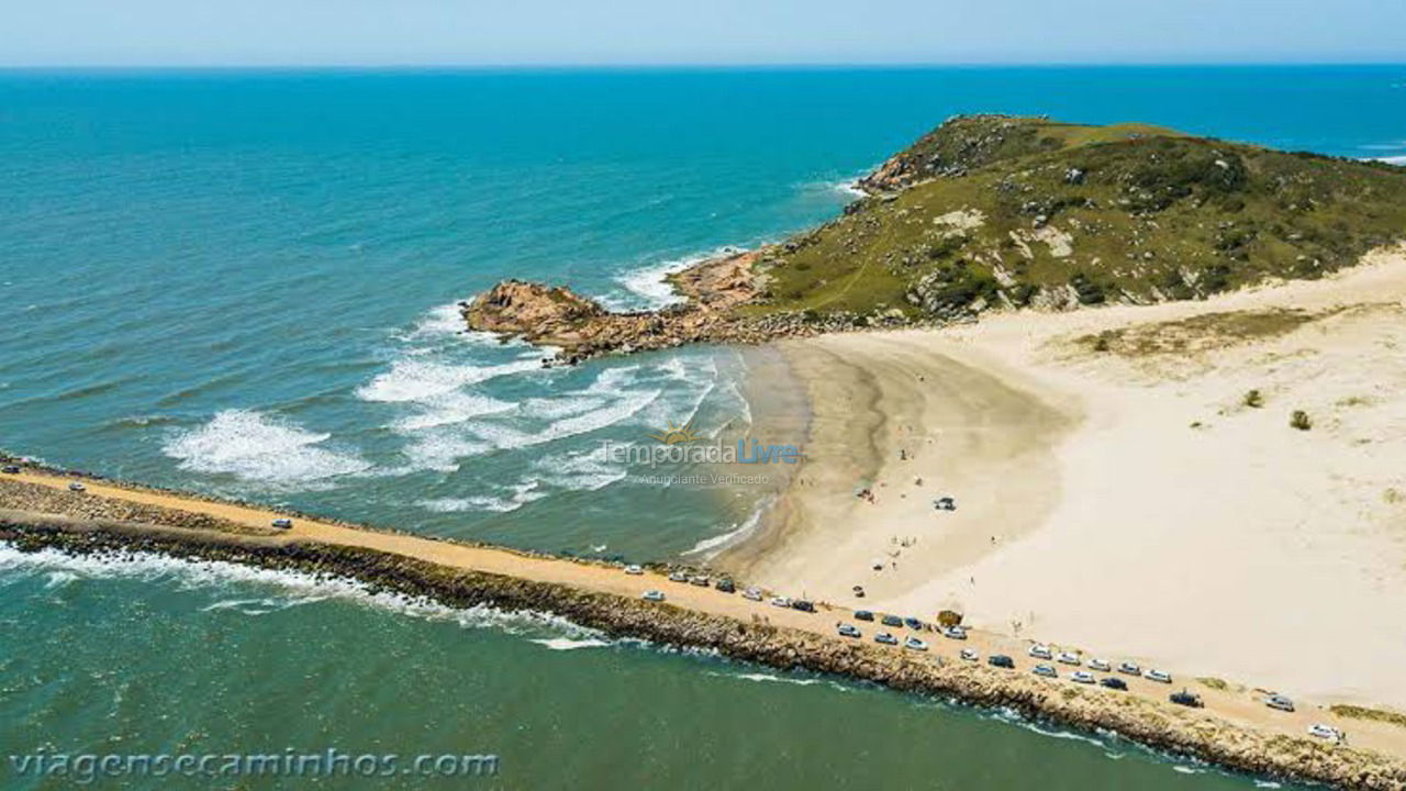 Casa para aluguel de temporada em Laguna (Ponta da Barra)