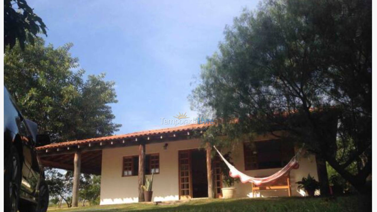 Ranch for vacation rental in Sarapuí (Bairro Floresta)