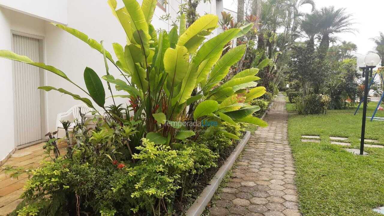 Casa para aluguel de temporada em Ubatuba (Enseada)