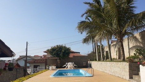 House with swimming pool 700 meters from the sea of ​​English and Santinho