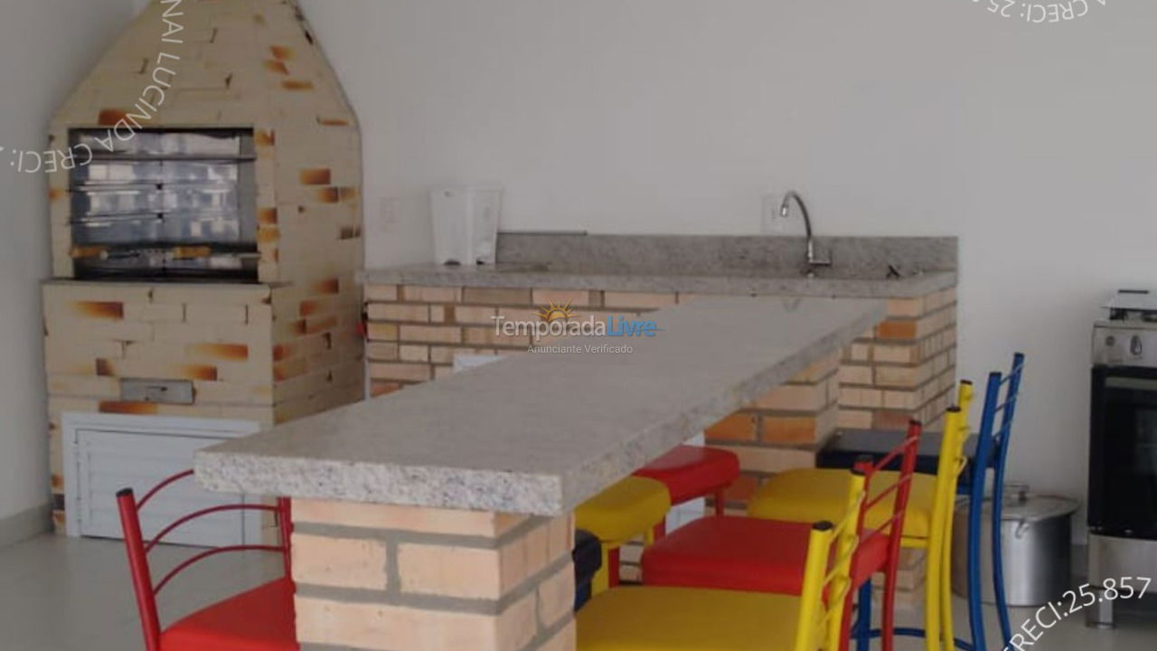Casa para aluguel de temporada em Porto Belo (Perequê)