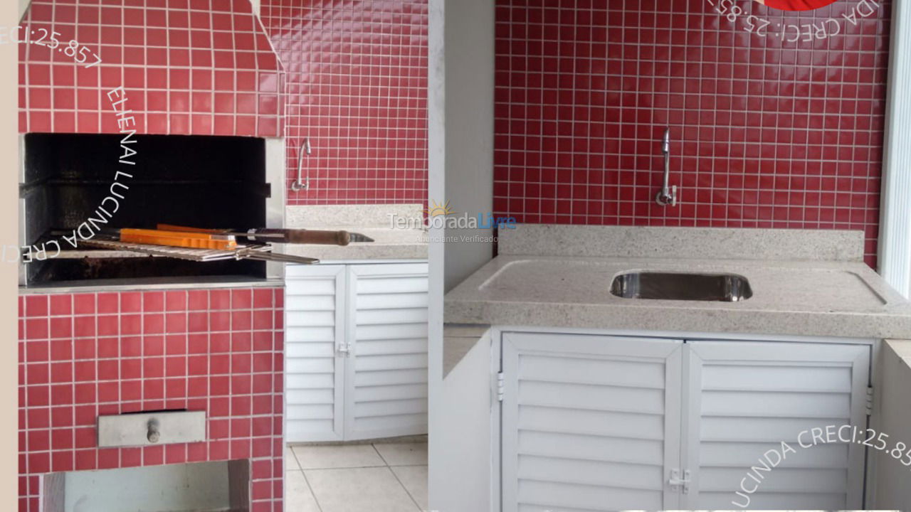 Casa para aluguel de temporada em Porto Belo (Perequê)