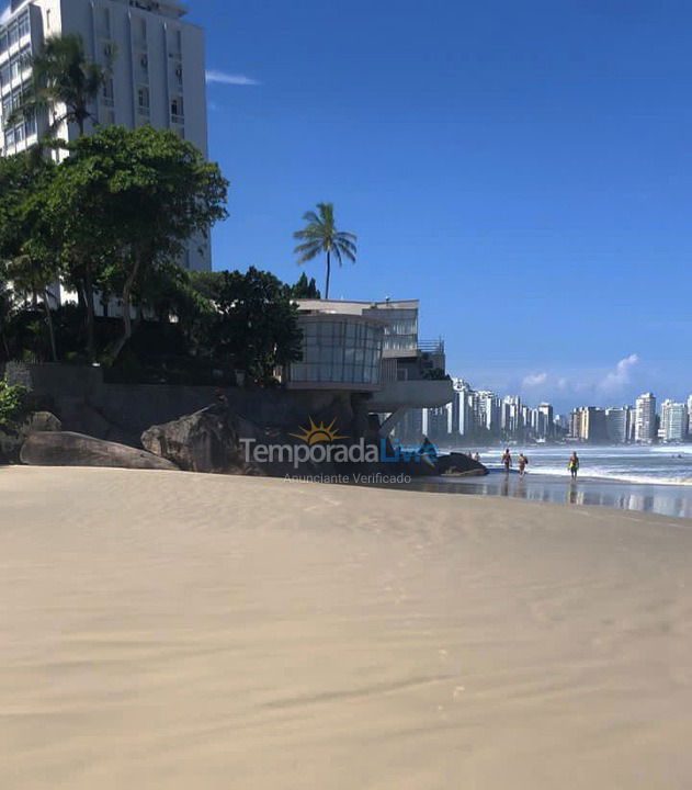 Apartment for vacation rental in Guarujá (Astúrias)