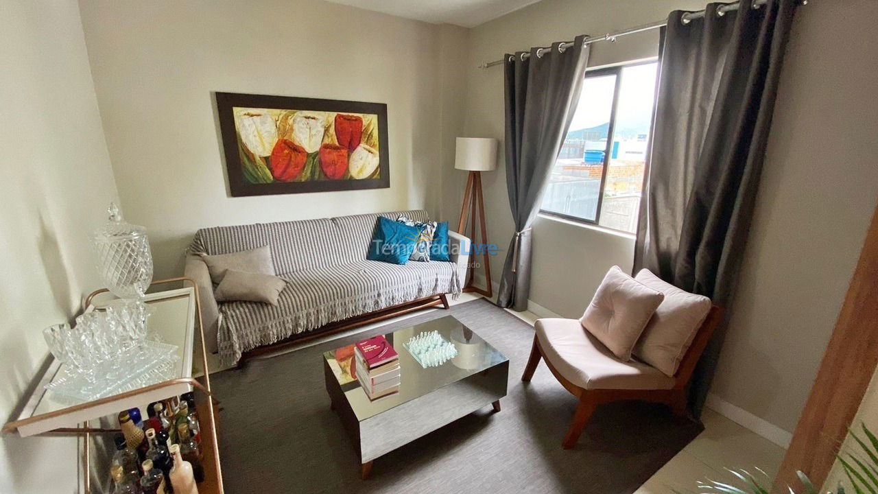 Apartamento para aluguel de temporada em Balneário Camboriú (Centro)