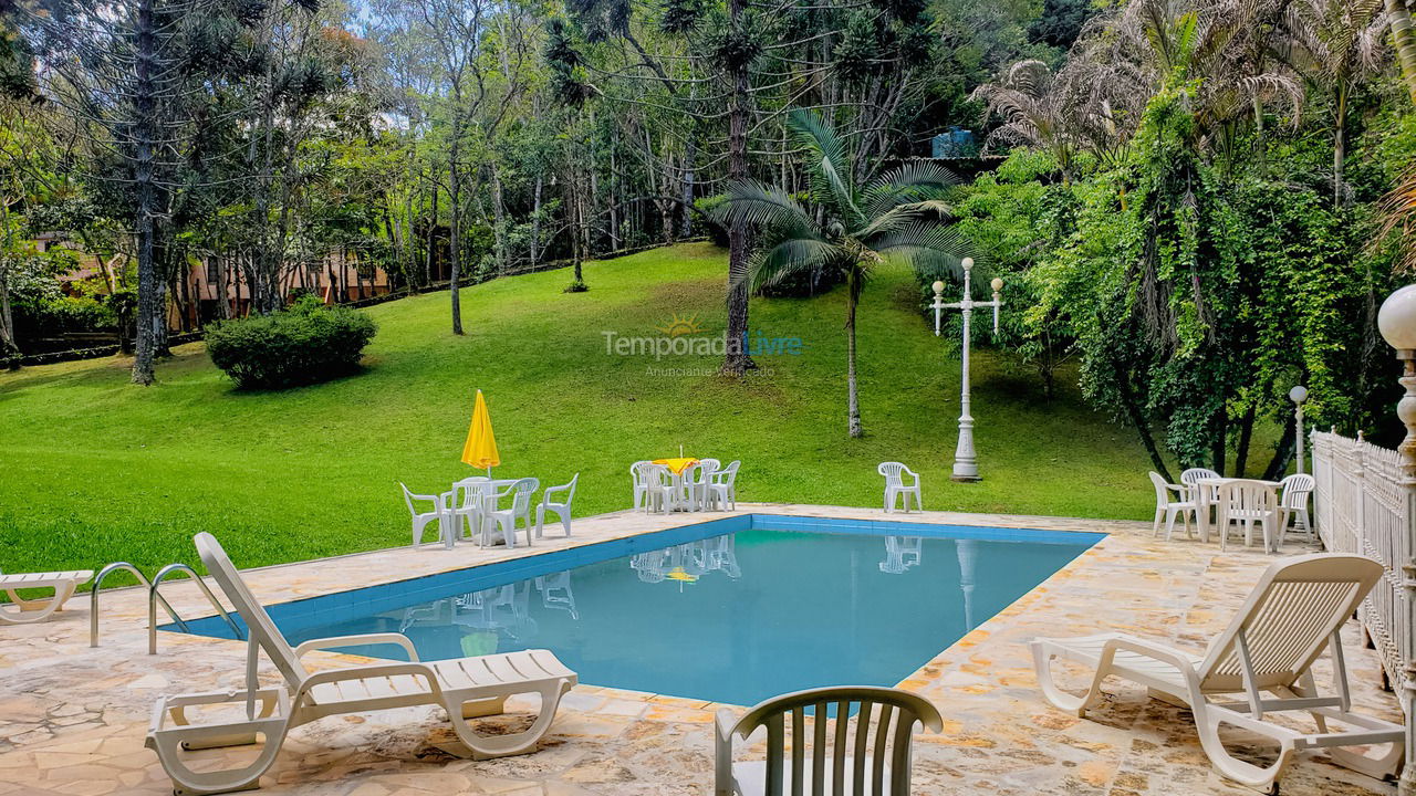 Granja para alquiler de vacaciones em Juquitiba (Plena Natureza Com Wifi Jogos Linda área de Churrasco)