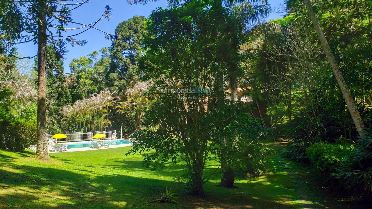 Granja para alquiler de vacaciones em Juquitiba (Plena Natureza Com Wifi Jogos Linda área de Churrasco)