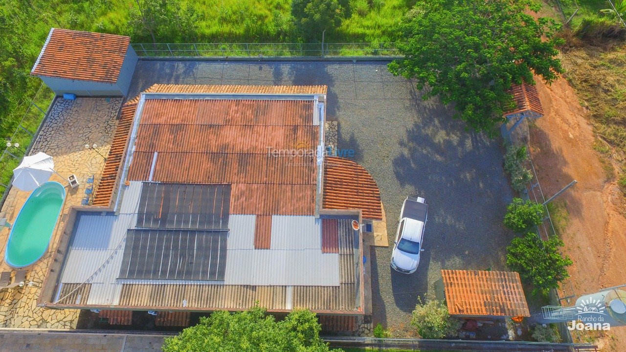 Casa para aluguel de temporada em Alexânia (Condomínio Recanto do Sabiá)