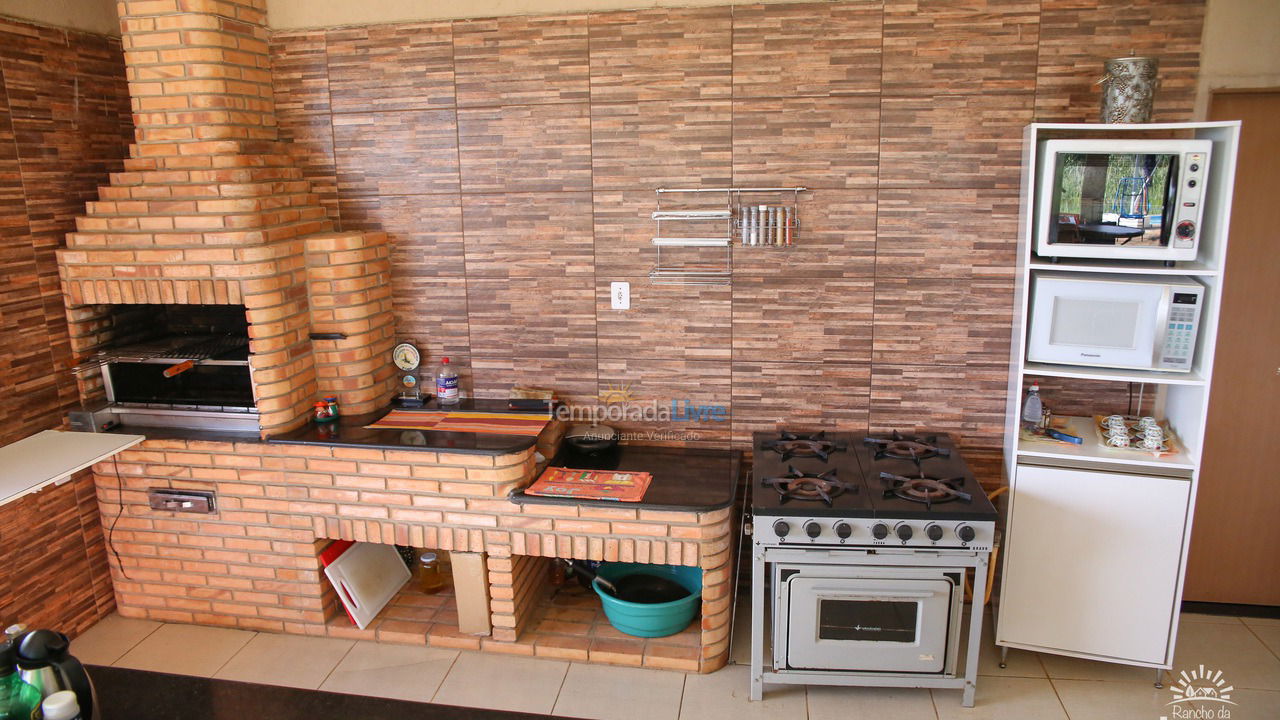 House for vacation rental in Alexânia (Condomínio Recanto do Sabiá)