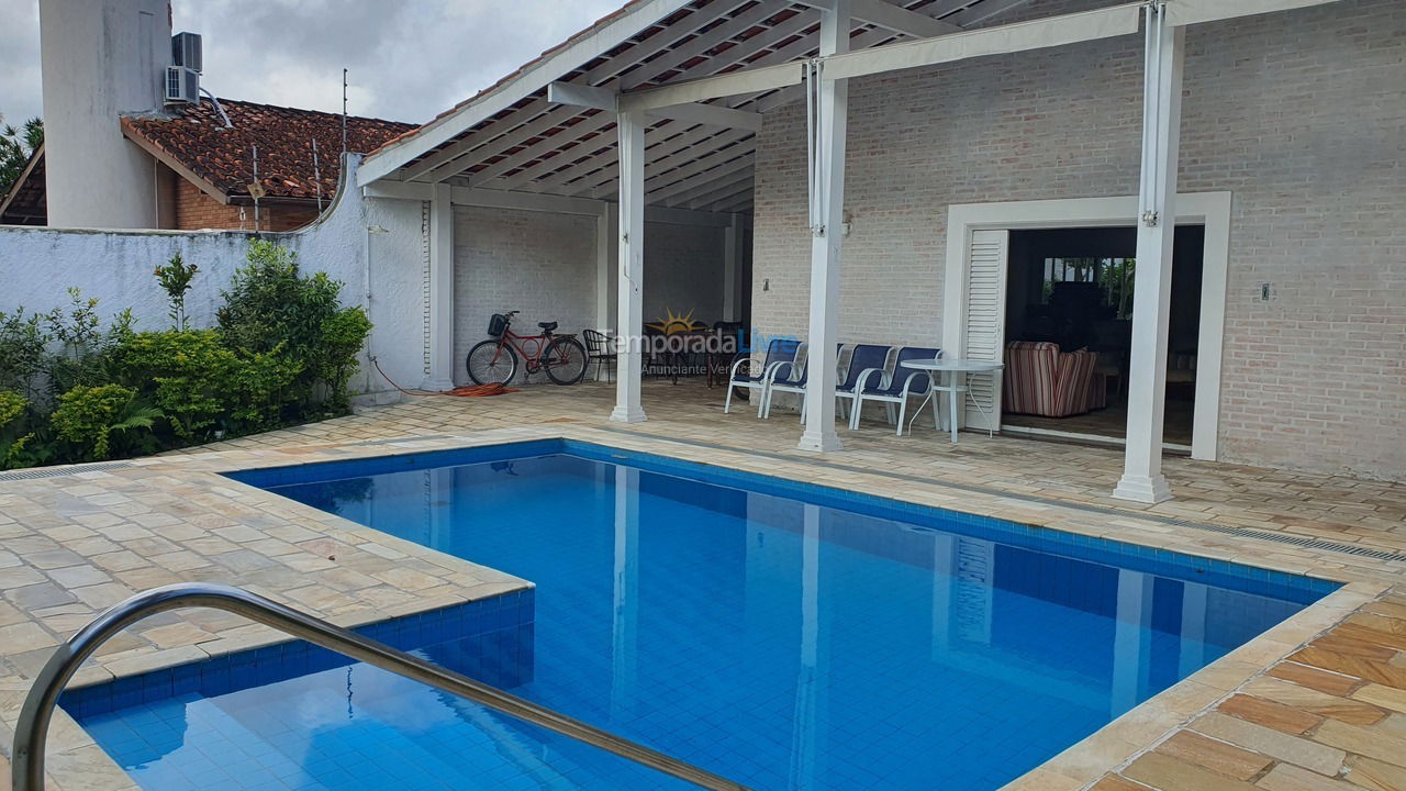 Casa para aluguel de temporada em Guarujá (Enseada)