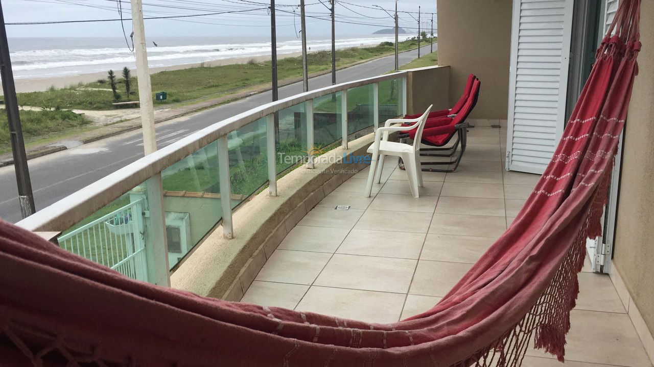 Casa para aluguel de temporada em Matinhos (Inajá)