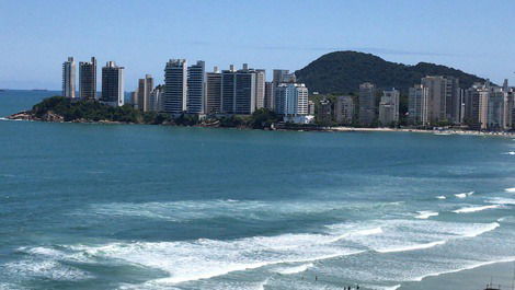 Property on the beach of pitangueiras Guarujá