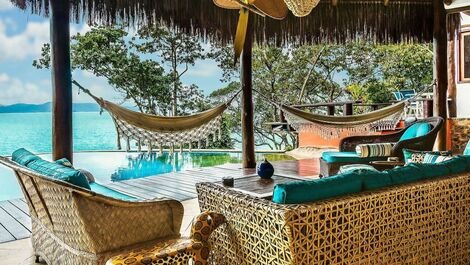 Villa Costeira Pacuíba - Luxo, tranquilidade e natureza na Ilhabela