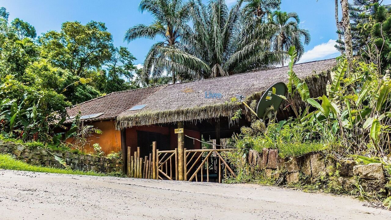 Casa para aluguel de temporada em Ilhabela (Pacuiba)