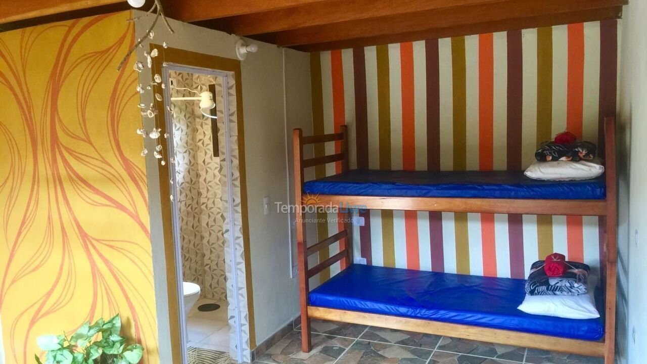 Casa para aluguel de temporada em Ubatuba (Sertão de Ubatumirim)
