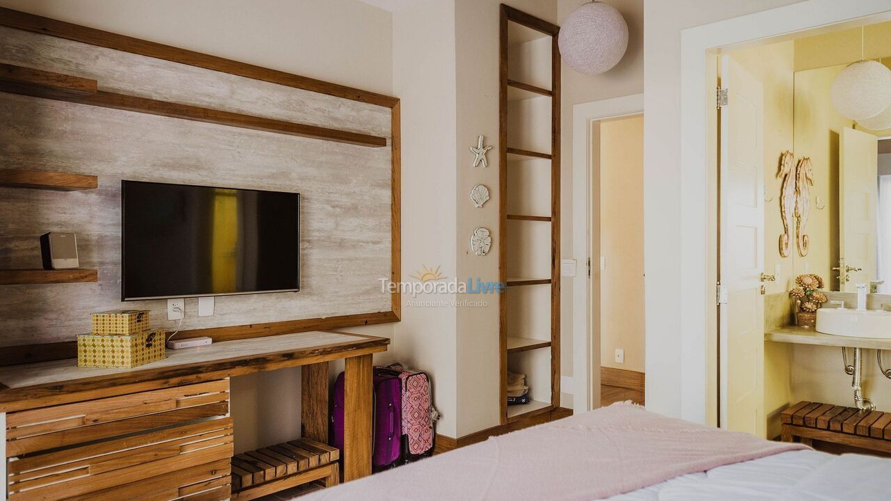 Casa para alquiler de vacaciones em Armação dos Búzios (Alto de Búzios)