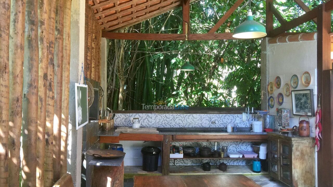 Casa para aluguel de temporada em Ubatuba (Sertão de Ubatumirim)