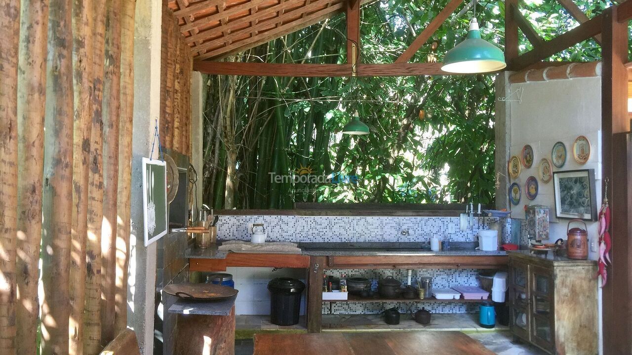 Casa para aluguel de temporada em Ubatuba (Sertão de Ubatumirim)