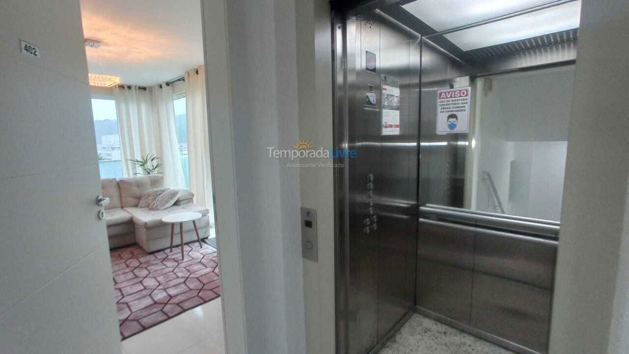 Apartamento para alquiler de vacaciones em Bombinhas (Praia de Bombas)