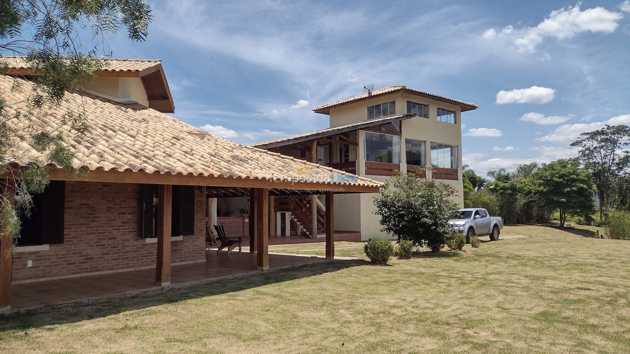 Chácara / sítio para aluguel de temporada em Piracaia (Condomínio Riviera do Jaguari)