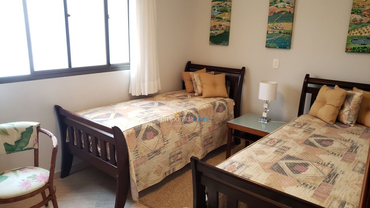 Apartment for vacation rental in Guarujá (Pitangueiras)