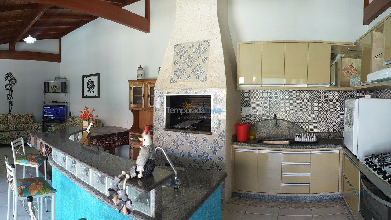 House for vacation rental in Florianopolis (Canasvieiras)