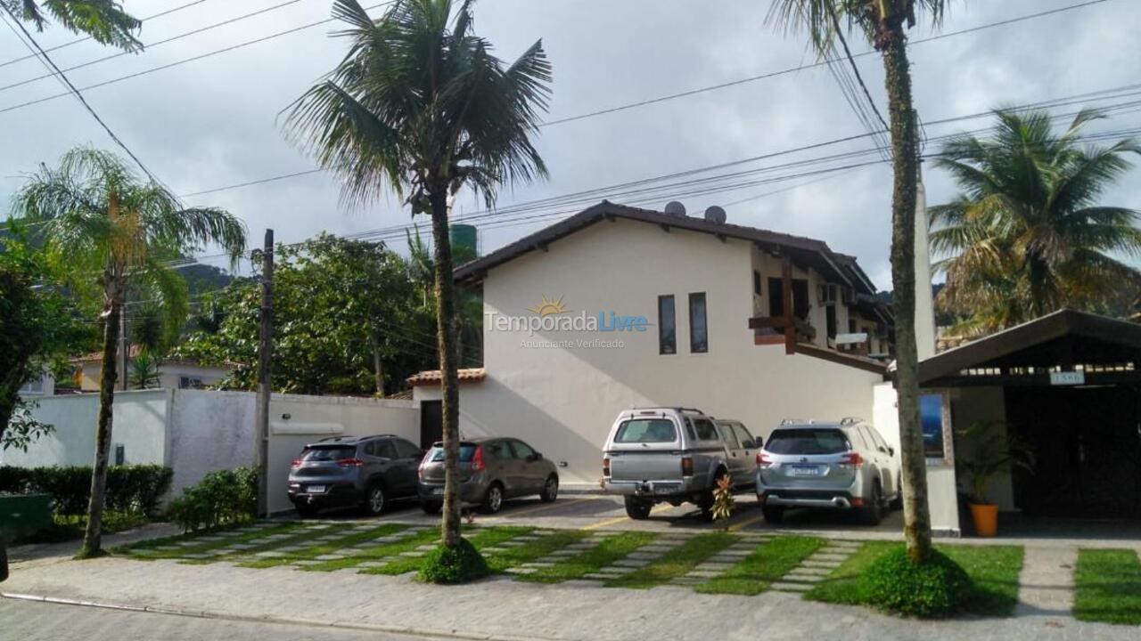 Casa para aluguel de temporada em São Sebastião (Juquehy)