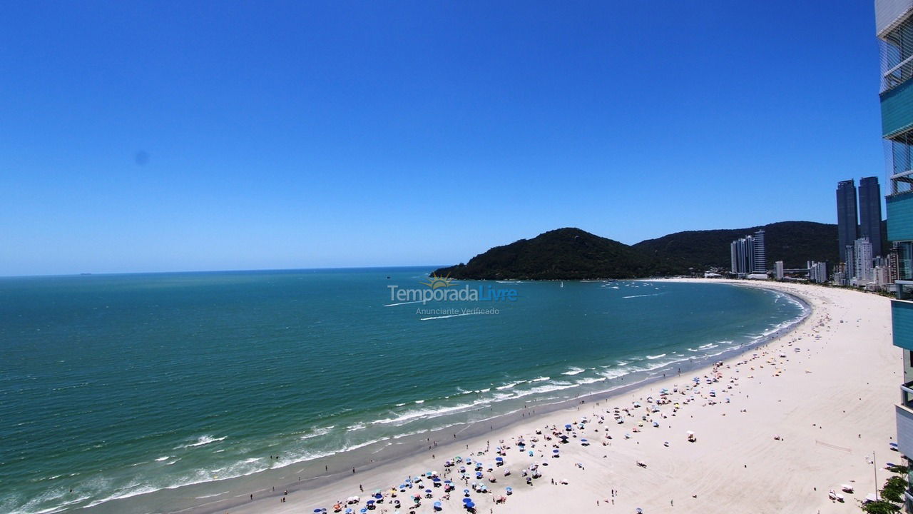 Apartamento para aluguel de temporada em Balneário Camboriú (Praia Central)