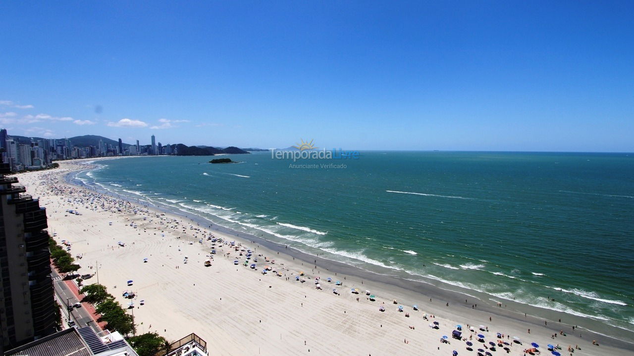 Apartamento para aluguel de temporada em Balneário Camboriú (Praia Central)