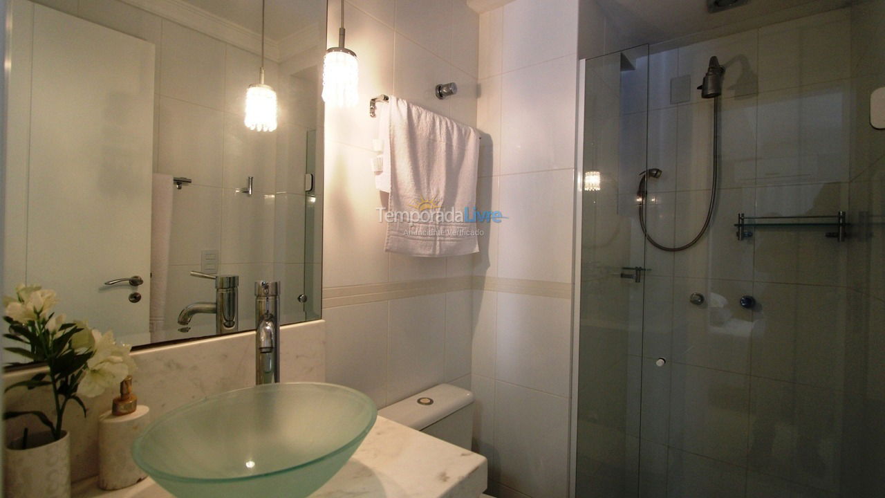 Apartamento para aluguel de temporada em Balneário Camboriú (Praia Central)