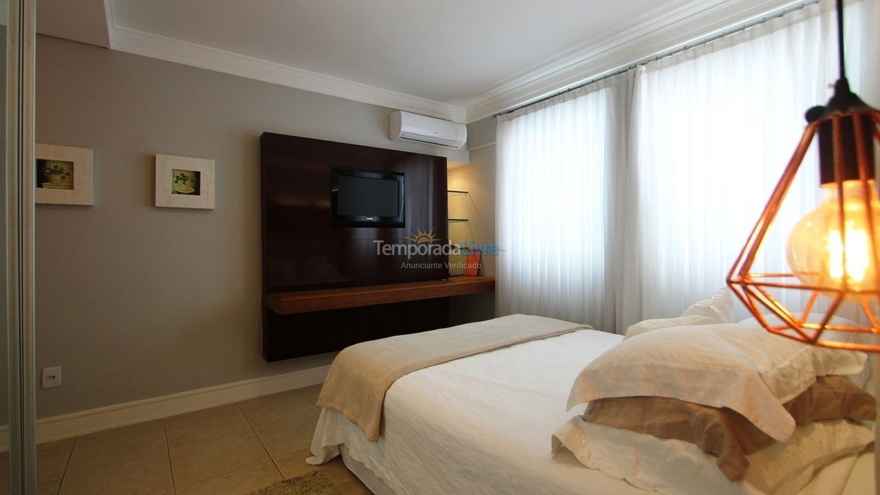 Apartamento para aluguel de temporada em Balneário Camboriú (Praia Central)