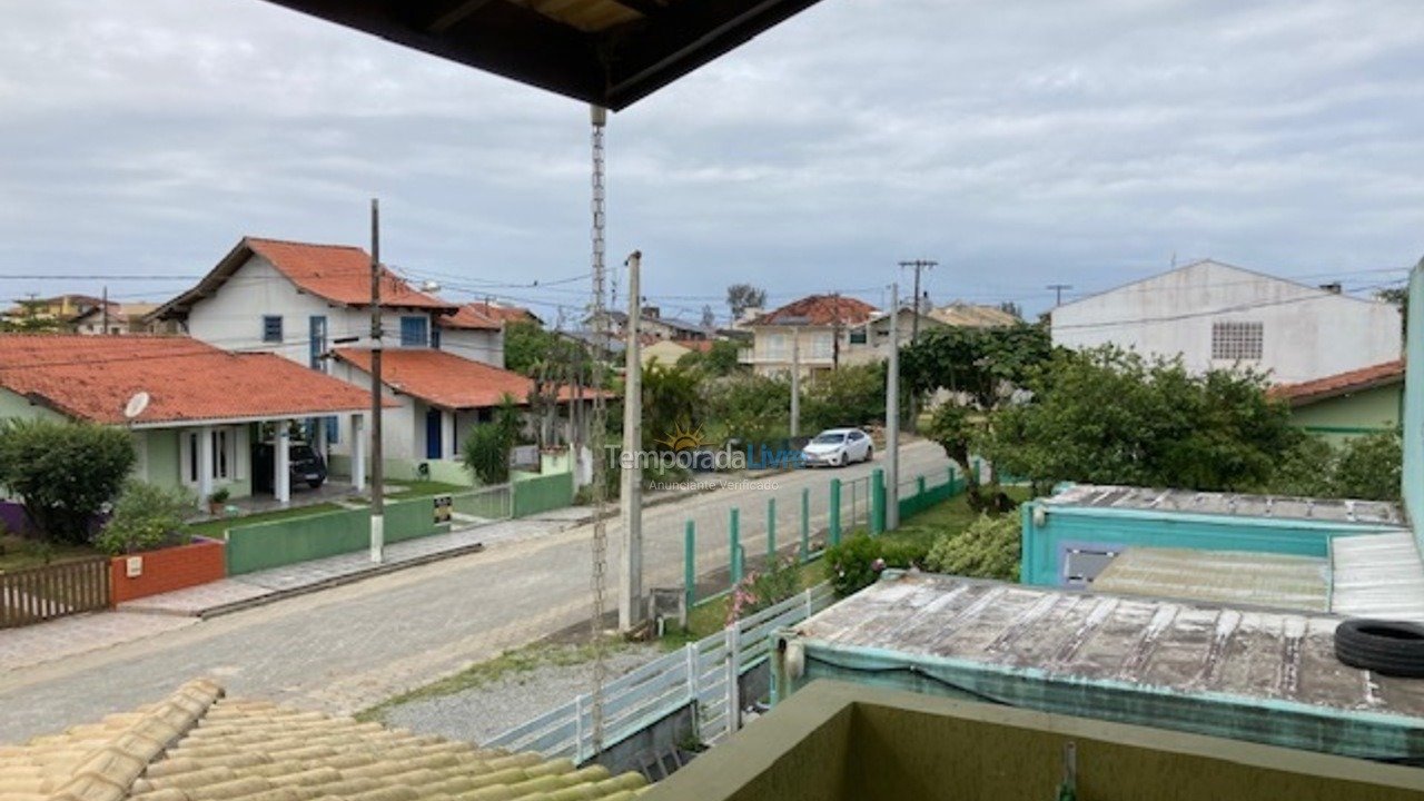 Casa para alquiler de vacaciones em São Francisco do Sul (Praia Grande)